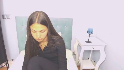 CarlaAmoreX live cam on Cam4
