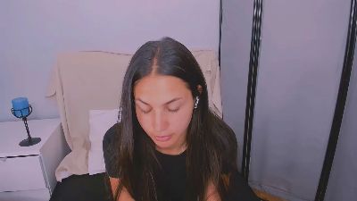 CarlaAmoreX live cam on Cam4