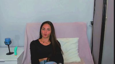 CarlaAmoreX live cam on Cam4