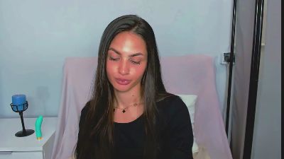 CarlaAmoreX live cam on Cam4