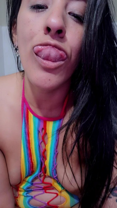 CarlaBelen live cam on Cam4