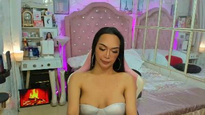 CarlaNever live cam on Cam4