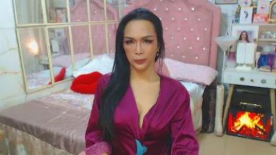 CarlaNever live cam on Cam4