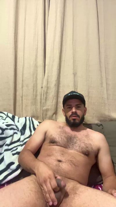 Carlao204 live cam on Cam4