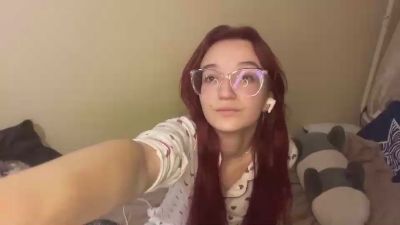 CarleyFeister live cam on Cam4