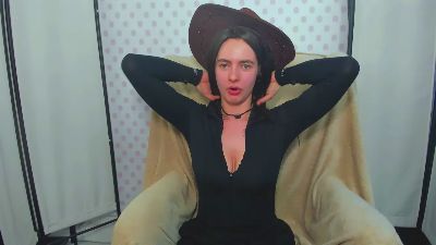 CarliSoSexy25 live cam on Cam4