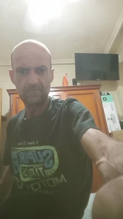 Carlito0021 live cam on Cam4