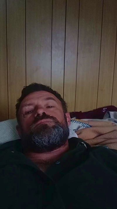Carlitos12 live cam on Cam4