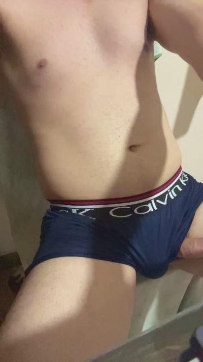 Carllos2026 live cam on Cam4