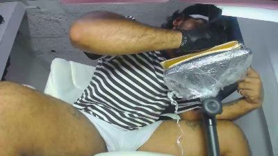 Carlo_yates live cam on Cam4