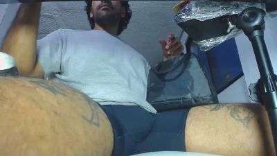 Carlo_yates live cam on Cam4