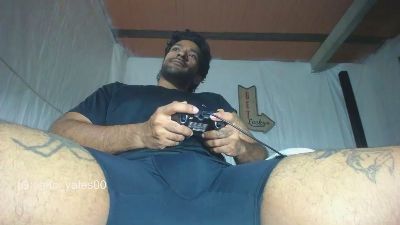 Carlo_yates live cam on Cam4