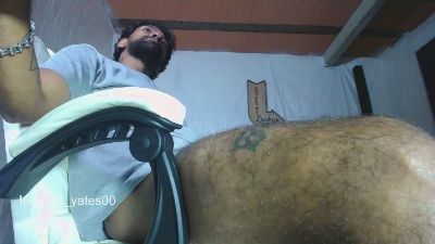 Carlo_yates live cam on Cam4