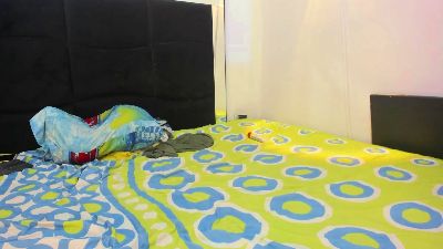 CarlosGowx live cam on Cam4