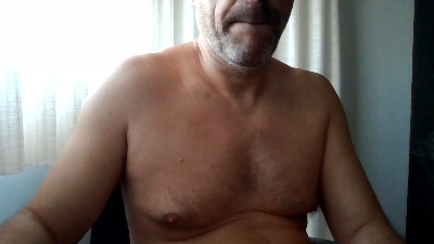 CarlosMd1 live cam on Cam4
