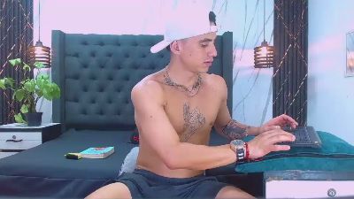 CarlosSpecter_ live cam on Cam4