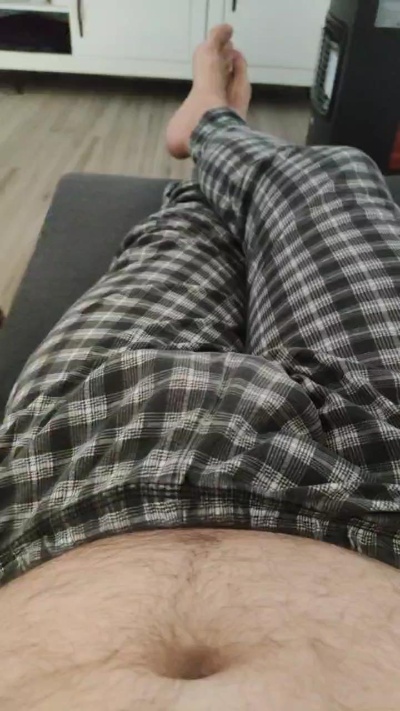 Carlos_spain Live Cam on Cam4 and RICams