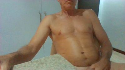 Carlosalto52 live cam on Cam4