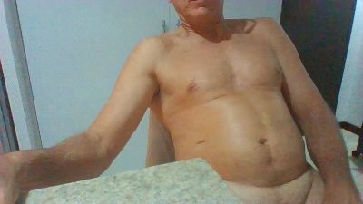 Carlosalto52 live cam on Cam4