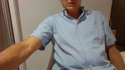 Carlosalto52 live cam on Cam4