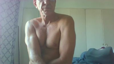 Carlosalto52 live cam on Cam4