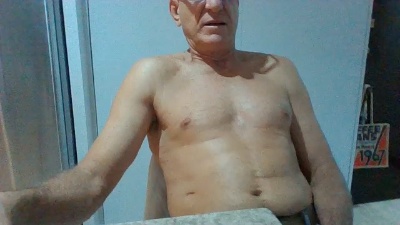 Carlosalto52 live cam on Cam4