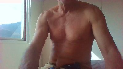 Carlosalto52 live cam on Cam4