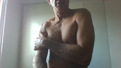 Carlosalto52 live cam on Cam4