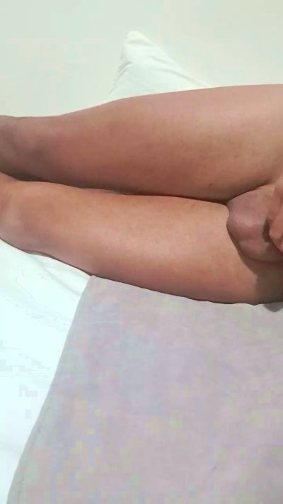 Carlosforte90 live cam on Cam4