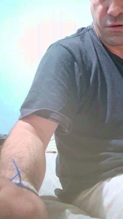 Carlosj live cam on Cam4