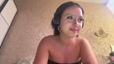 CarminaMannix live cam on Cam4