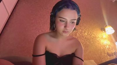 CarminaMannix live cam on Cam4