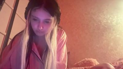 CarminaMannix live cam on Cam4