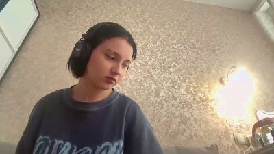 CarminaMannix live cam on Cam4