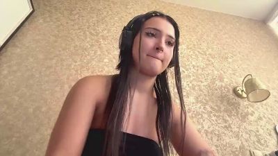 CarminaMannix live cam on Cam4
