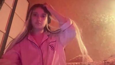 CarminaMannix live cam on Cam4
