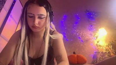 CarminaMannix live cam on Cam4