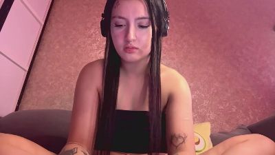 CarminaMannix live cam on Cam4