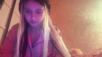CarminaMannix live cam on Cam4