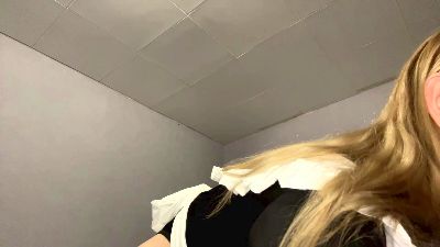 CarolinAkerley live cam on Cam4