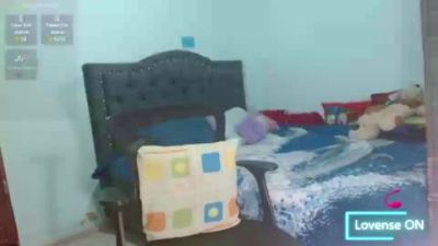 Carolina_wish live cam on Cam4