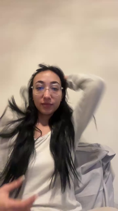 Cartalina live cam on Cam4