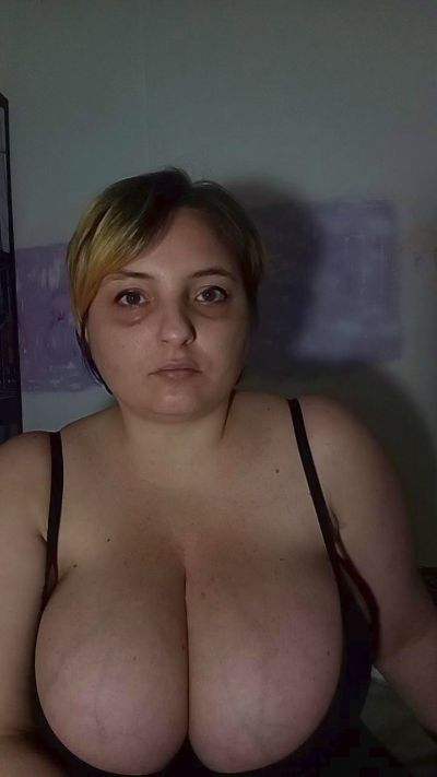 Cartrix live cam on Cam4