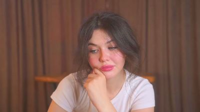 CarylonBanis live cam on Cam4