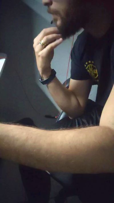 Casalgg31 live cam on Cam4