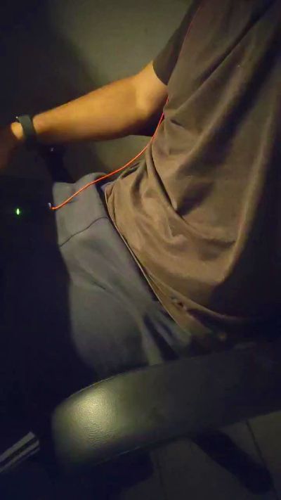 Casalgg31 live cam on Cam4