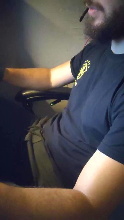 Casalgg31 live cam on Cam4