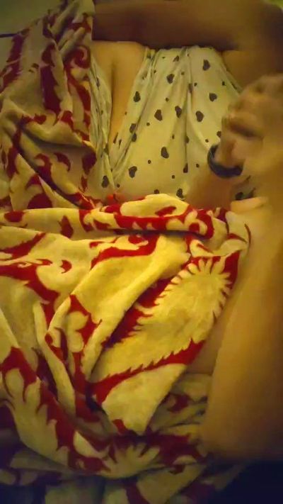 Casalgg33 live cam on Cam4