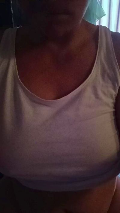 Cassandra64 live cam on Cam4