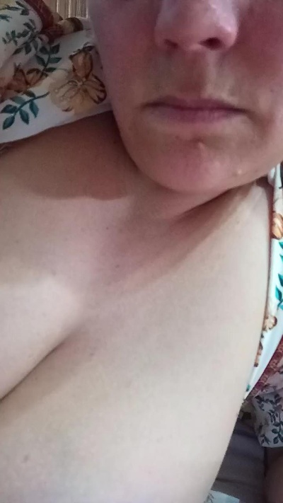 Cassandra64 live cam on Cam4